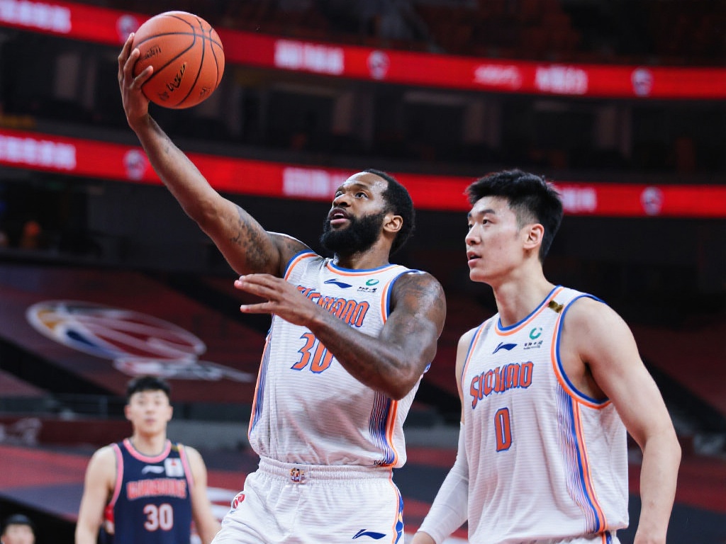 四川VS广东全阵容揭晓:亨特徐杰领衔复出大战 吉伦沃特与王少杰的回归,让四川队的整体实