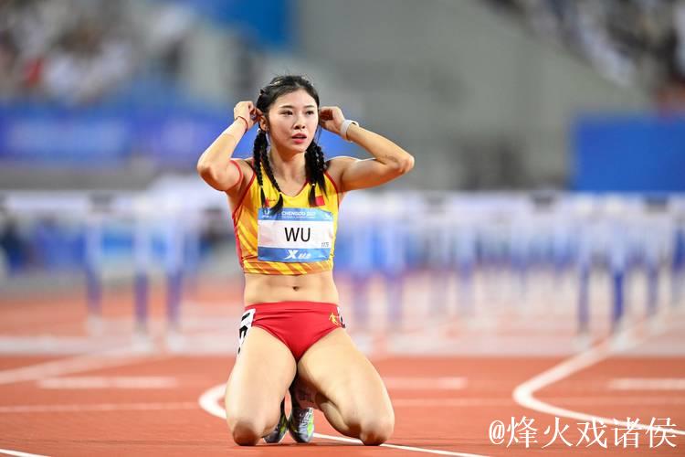 女子100米栏决赛：吴艳妮摘金，林雨薇摔倒仍获季军